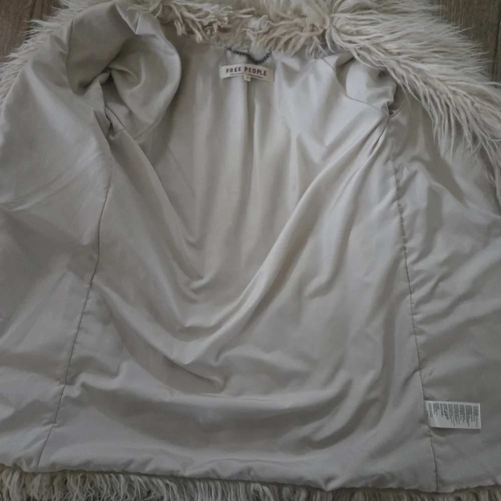 Free People Cream Faux Fur Jacket - Picture 5 of 5